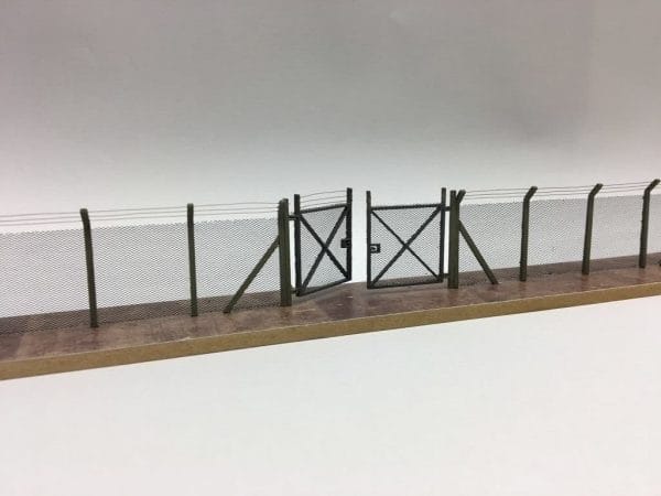 Scale Model Scenery LX007-OO-A - Chain Link Security Fencing - OO Gauge