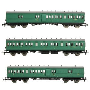 EFE E86015 - LSWR Cross Country Three-Coach Pack - BR(S) Green
